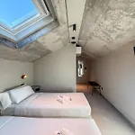 Coeo Hernan Ruiz Rooftop Pool *