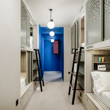 Coeo Hernan Ruiz Rooftop Pool Hostel Málaga