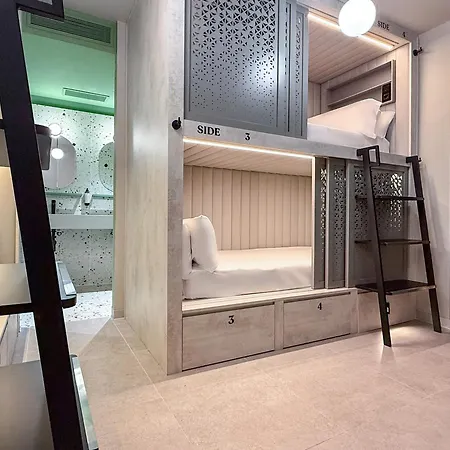 Coeo Hernan Ruiz Rooftop Pool *