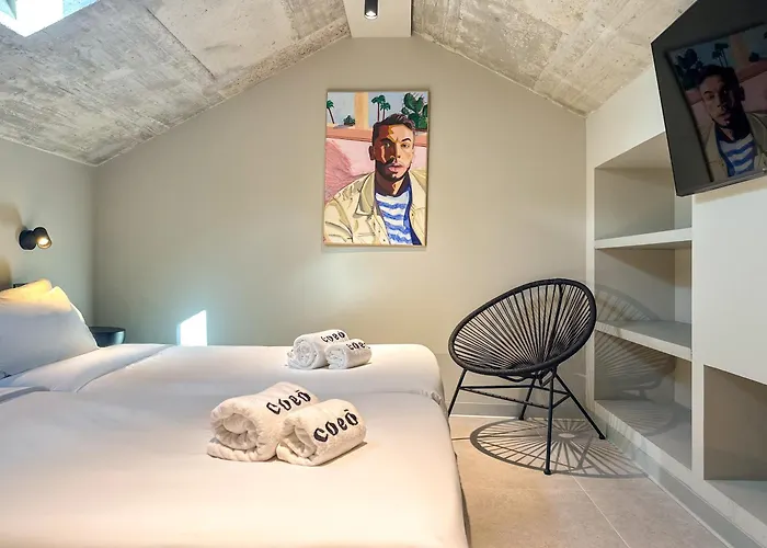 Coeo Hernan Ruiz Rooftop Pool *