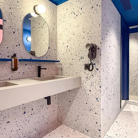 Coeo Hernan Ruiz Rooftop Pool * مالقة